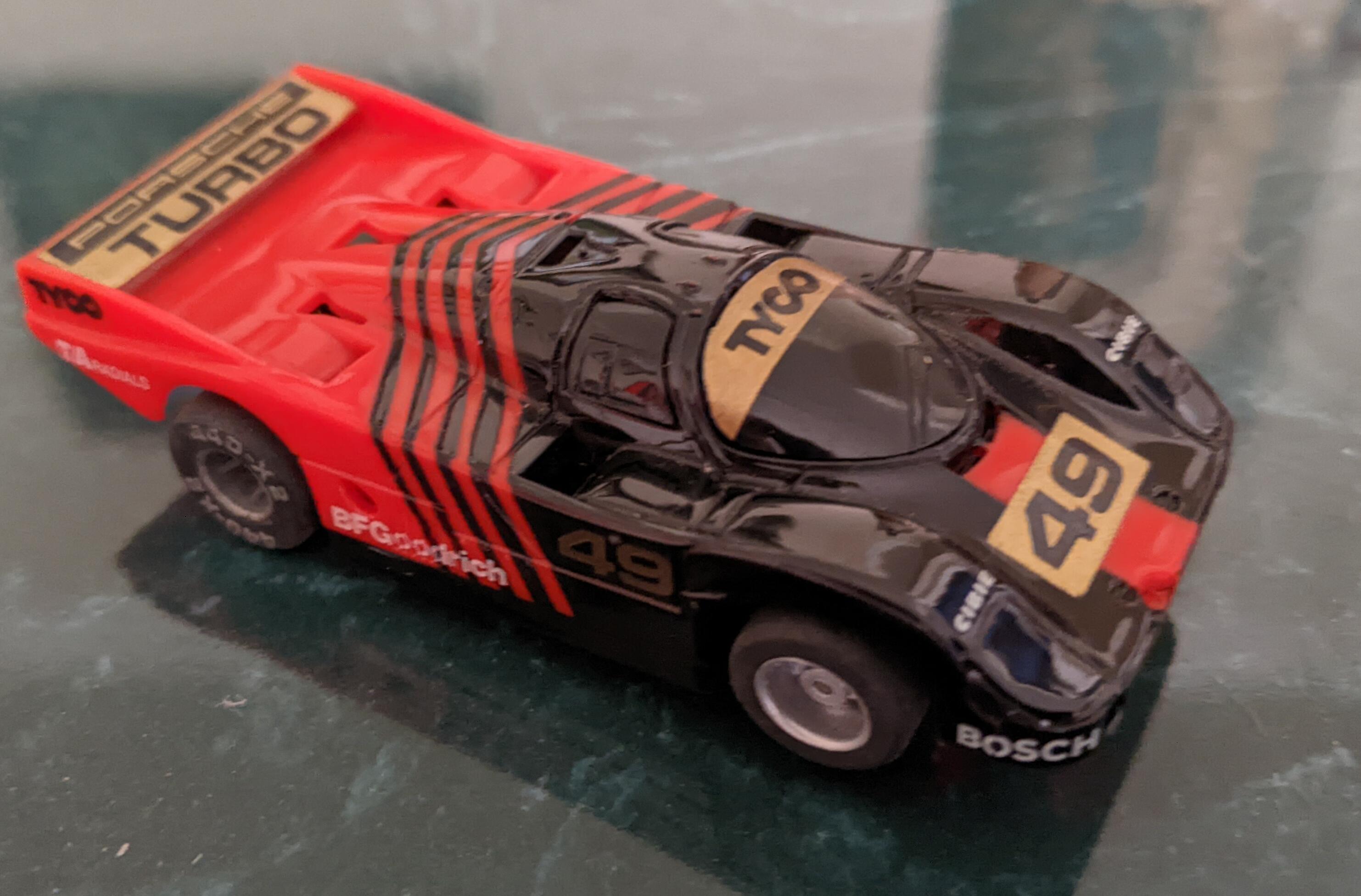 1985 Porsche 954  Kenwood