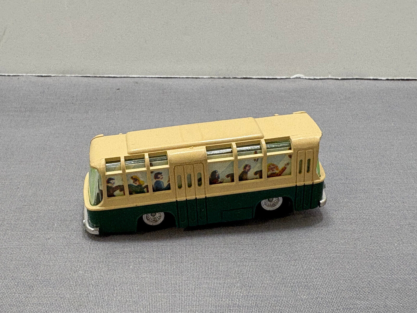 Travel Bus